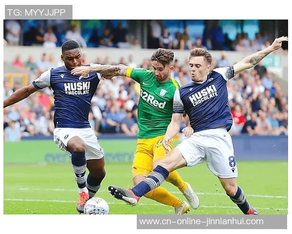 西汉姆联与沃特福德激战正酣现场直播精彩瞬间回顾与分析